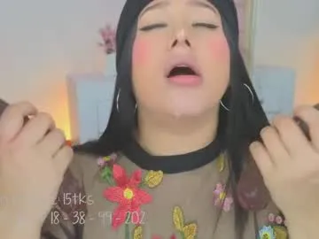 loving_ladies – webcam model profile photo Image 18