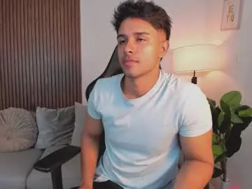 mattiestreams69 – webcam model profile photo Image 9