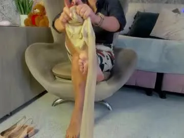 loving_ladies – webcam model profile photo Image 15