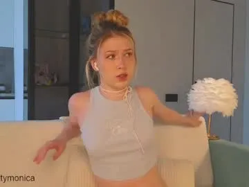 lilkittymonica Image 17