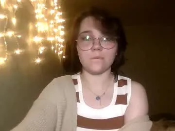 lily_violettt – webcam model profile photo