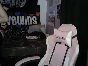 lisawagner07 – webcam model profile photo