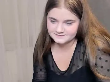 pinkypuppa – webcam model profile photo Image 3