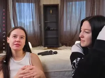 loving_ladies – webcam model profile photo Image 19