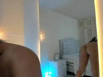 AdelinaLuuna – webcam model profile photo Image 11