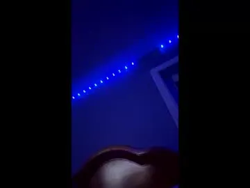 sexy_hot_friends_ – webcam model profile photo Image 10