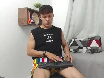 hardworkertn – webcam model profile photo Image 3