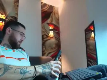 straight__friends – webcam model profile photo Image 19