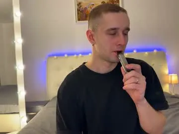 realtryit – webcam model profile photo Image 2