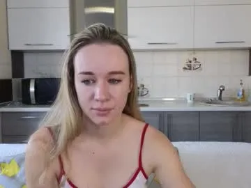 bright_diamonds_054 – webcam model profile photo Image 17