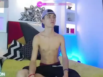 dreamsgirl18 – webcam model profile photo Image 2