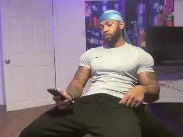 realtryit – webcam model profile photo Image 9