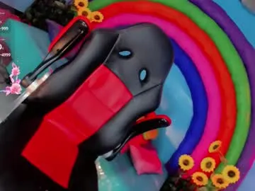 laliwhite – webcam model profile photo Image 11