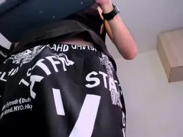 your_dolls – webcam model profile photo Image 3