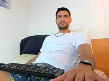 dreamsgirl18 – webcam model profile photo Image 3