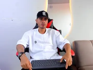 wet_dreamm22 – webcam model profile photo Image 7