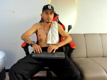 wet_dreamm22 – webcam model profile photo Image 9