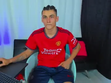 justingtime21 – webcam model profile photo Image 8