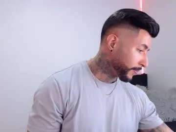 lary_holly – webcam model profile photo Image 11