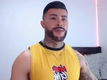 lary_holly – webcam model profile photo Image 19