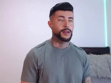 lary_holly – webcam model profile photo Image 2