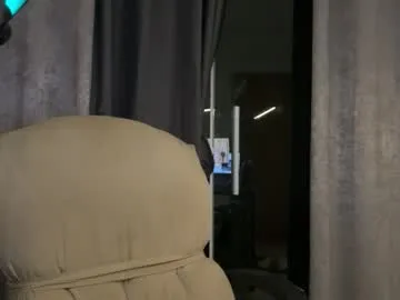 sexxxsirens – webcam model profile photo Image 14