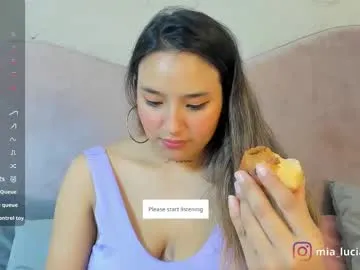 mia_luciana Image 7