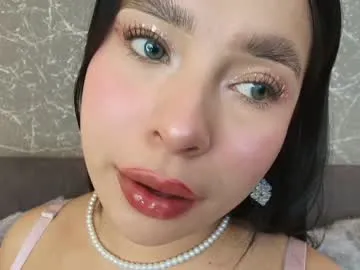 mia_roux13 – webcam model profile photo