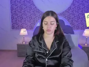 LiaWells – webcam model profile photo Image 13