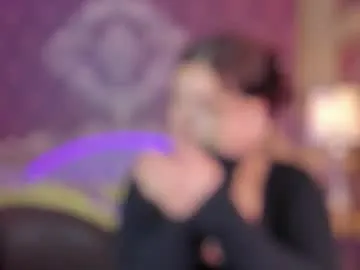 LiaWells – webcam model profile photo Image 6