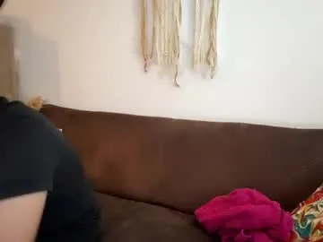 loveboost_r – webcam model profile photo Image 4