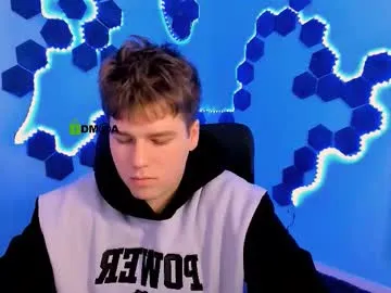 straight__friends – webcam model profile photo Image 7