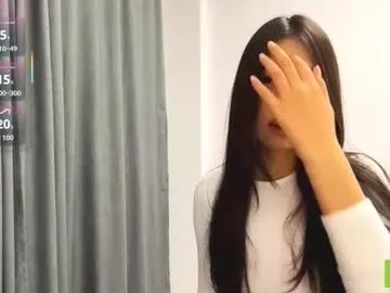 MiaPersy – webcam model profile photo Image 13