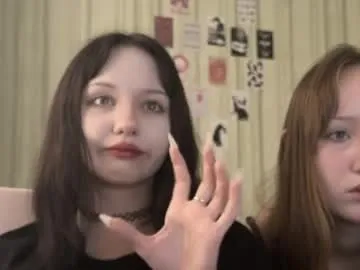 loving_ladies – webcam model profile photo Image 7