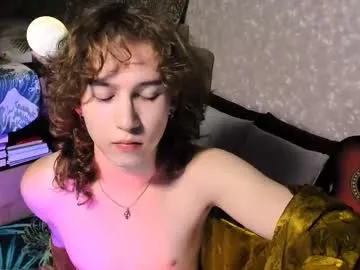 viksons – webcam model profile photo Image 12