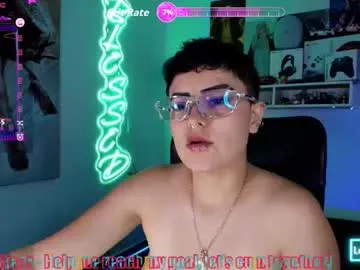 pinkypuppa – webcam model profile photo Image 3