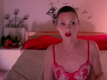 pinkypuppa – webcam model profile photo Image 8