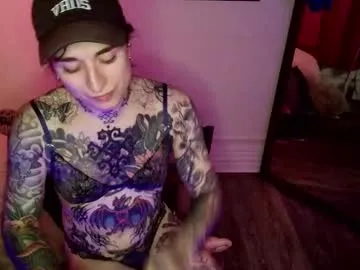 pinkypuppa – webcam model profile photo Image 3