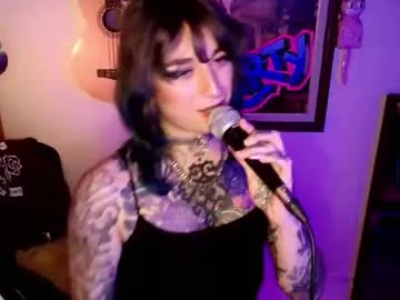 pinkypuppa – webcam model profile photo Image 7