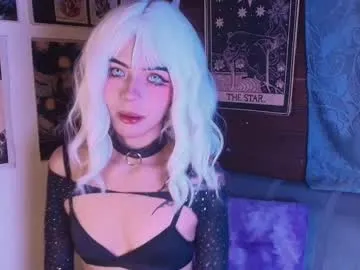 realtryit – webcam model profile photo Image 17