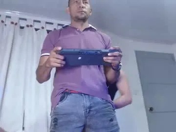 tassiarauj – webcam model profile photo Image 14