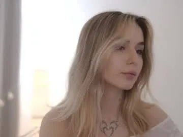 your_dolls – webcam model profile photo Image 11