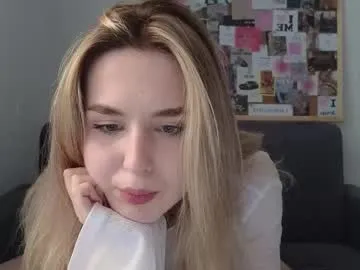 your_dolls – webcam model profile photo Image 9