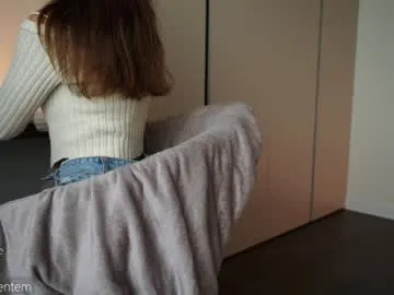 kira0541 – webcam model profile photo Image 5