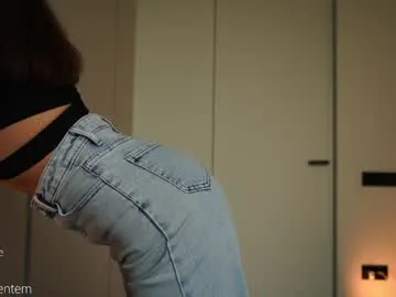 kira0541 – webcam model profile photo Image 9