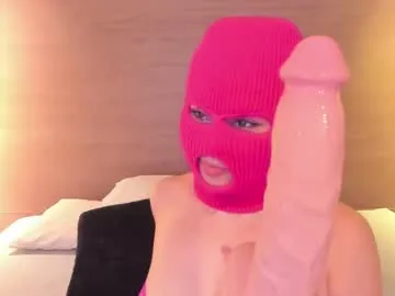 naomymonroe_ Image 2