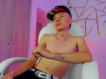 sexxxsirens – webcam model profile photo Image 6