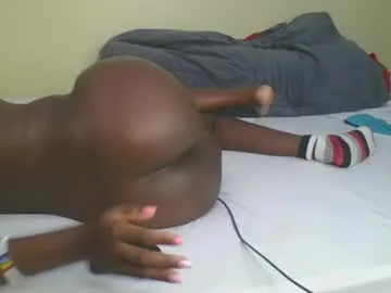 your_dolls – webcam model profile photo Image 5