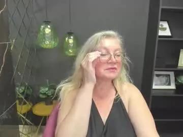 anabel054 – webcam model profile photo Image 12