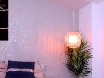 loving_ladies – webcam model profile photo Image 18